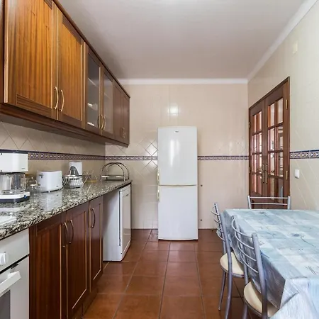 Дом отдыха Flh Bright Houses